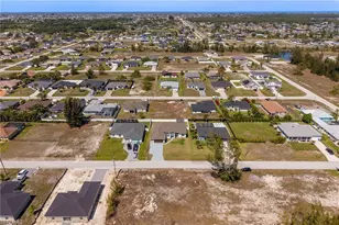 1910 NW 21st Pl, Cape Coral, FL 33993 - Photo 43