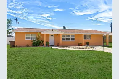 1524 Markdale St E, Lehigh Acres, FL 33936 - Photo 1