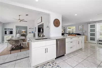 1717 SE 41st St, Cape Coral, FL 33904 - Photo 17