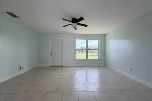 323 SW 17th St, Cape Coral, FL 33991 - Photo 5