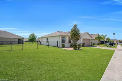 10549 Canal Brook Ln, Lehigh Acres, FL 33936 - Photo 33
