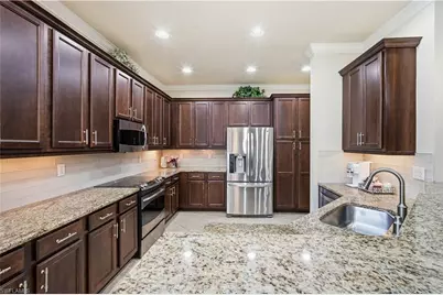 11315 Sparkleberry Dr, Fort Myers, FL 33913 - Photo 7