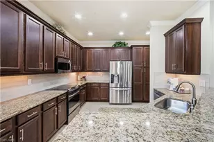 11315 Sparkleberry Dr, Fort Myers, FL 33913 - Photo 7