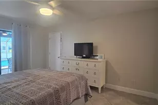 534 SE 34th Terrace, Cape Coral, FL 33904 - Photo 11