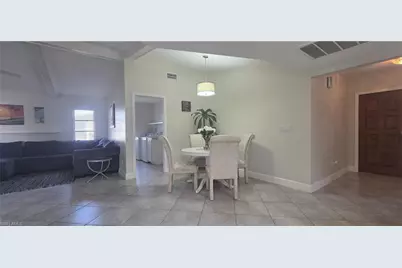 534 SE 34th Ter, Cape Coral, FL 33904 - Photo 5