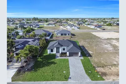 1412 NE 2nd Pl, Cape Coral, FL 33909 - Photo 37