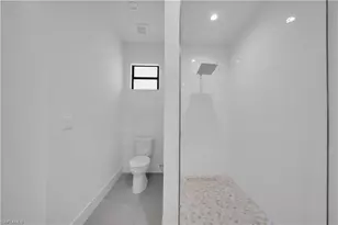 1412 NE 2nd Pl, Cape Coral, FL 33909 - Photo 31