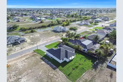 1412 NE 2nd Pl, Cape Coral, FL 33909 - Photo 41