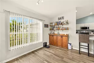 309 NE 30th Terrace, Cape Coral, FL 33909 - Photo 17