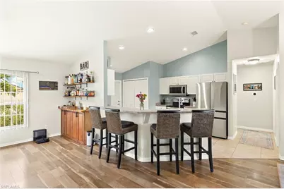 309 NE 30th Ter, Cape Coral, FL 33909 - Photo 9