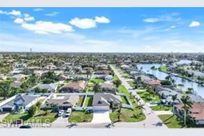 602 SE 22nd Ter, Cape Coral, FL 33990 - Photo 3