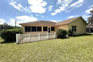 2409 Del Ray Pl, Lehigh Acres, FL 33936 - Photo 33