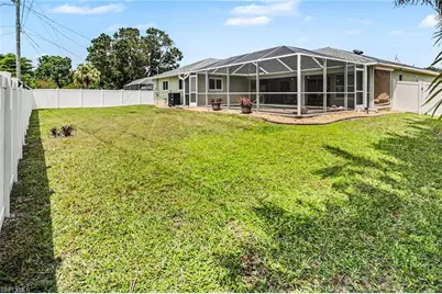 3754 SE 3rd Ave, Cape Coral, FL 33904 - Photo 15