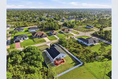 3005 41st St W, Lehigh Acres, FL 33971 - Photo 41