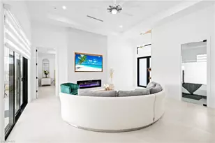 234 SW 26th St, Cape Coral, FL 33914 - Photo 9