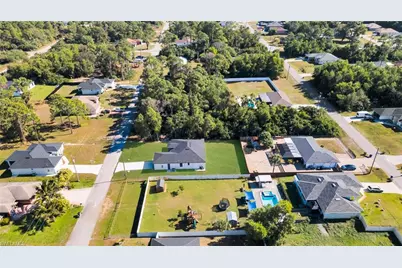 2913 14th St W, Lehigh Acres, FL 33971 - Photo 33