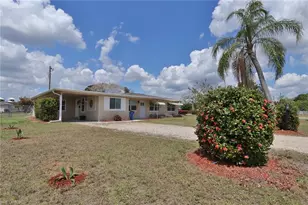 11 California Rd, Lehigh Acres, FL 33936 - Photo 19