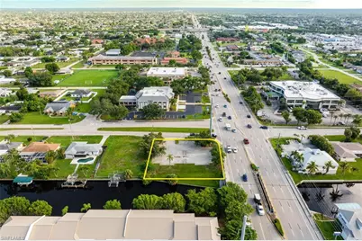 1532 Shelby Pkwy, Cape Coral, FL 33904 - Photo 13