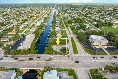 1532 Shelby Pkwy, Cape Coral, FL 33904 - Photo 3