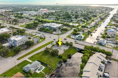 1532 Shelby Pkwy, Cape Coral, FL 33904 - Photo 11