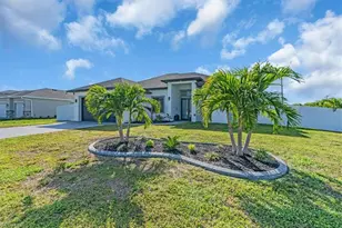 116 SE 5th Pl, Cape Coral, FL 33990 - Photo 7