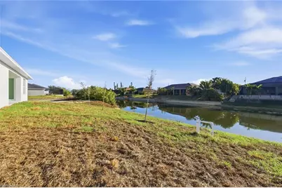 2105 NE 1st Ave, Cape Coral, FL 33909 - Photo 11