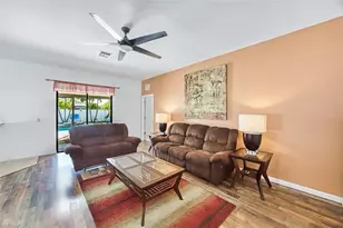705 SW 10th Pl, Cape Coral, FL 33991 - Photo 23