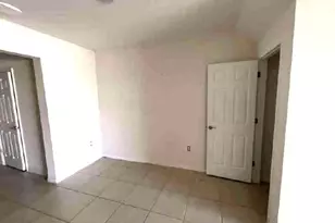 15124 Wildflower Cir, Naples, FL 34119 - Photo 5