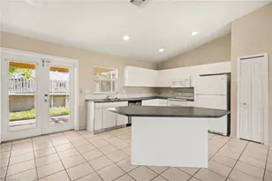 1209 SW 39th St, Cape Coral, FL 33914 - Photo 7