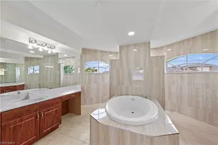 525 NE 6th Ave, Cape Coral, FL 33909 - Photo 21