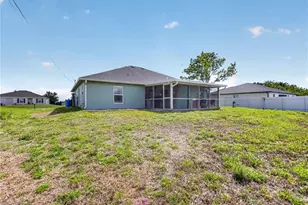 319 NE 23rd St, Cape Coral, FL 33909 - Photo 7