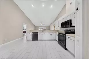 319 NE 23rd St, Cape Coral, FL 33909 - Photo 35