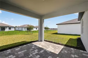 243 Lakeside Breeze Wy, Lehigh Acres, FL 33936 - Photo 13