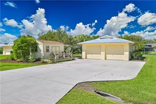 1910 Oak Dr, Alva, FL 33920 - Photo 45