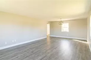1828 Pine Valley Dr, Fort Myers, FL 33907 - Photo 3