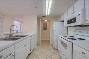4105 Residence Drive, Fort Myers, FL 33901 - Photo 11