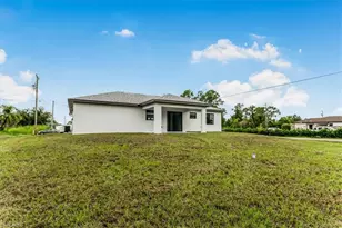 3609 22nd St SW, Lehigh Acres, FL 33976 - Photo 15