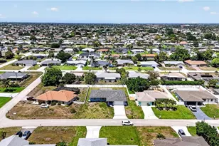 1305 SE 37th Terrace, Cape Coral, FL 33904 - Photo 35