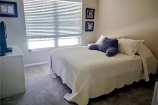 4417 Country Club Blvd, Cape Coral, FL 33904 - Photo 11