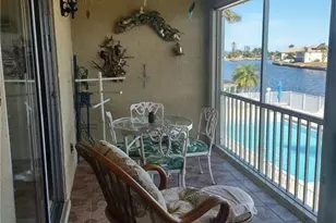 4417 Country Club Blvd, Cape Coral, FL 33904 - Photo 13