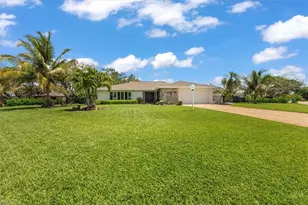5161 Tanglewood Pkwy, Fort Myers, FL 33919 - Photo 3