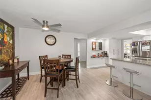 5161 Tanglewood Pkwy, Fort Myers, FL 33919 - Photo 17