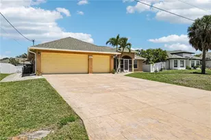 1603 NE 33rd Ln, Cape Coral, FL 33909 - Photo 3
