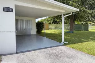 1104 E Jasmine Rd, Lehigh Acres, FL 33936 - Photo 3