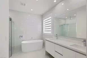 1123 NE 10th St, Cape Coral, FL 33909 - Photo 15