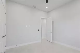 1123 NE 10th St, Cape Coral, FL 33909 - Photo 17