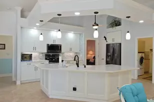 5302 SW 27th Pl, Cape Coral, FL 33914 - Photo 5