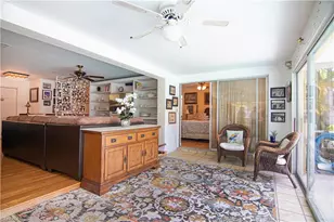 2305 SE 16th St, Cape Coral, FL 33990 - Photo 9