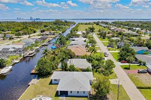 2305 SE 16th St, Cape Coral, FL 33990 - Photo 29