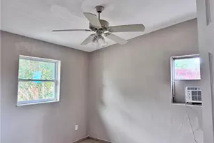 3268 C St E, Fort Myers, FL 33916 - Photo 5